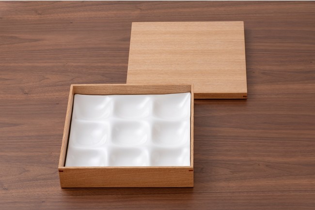 正方形白木箱（大）9ツ仕切プレート