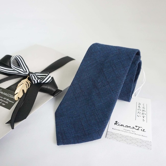 Kimonissimoで一番人気の高い藍色（紺）の無地ネクタイ