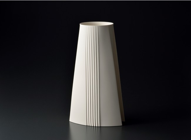 Field: Ceramics - White Porcelain Author Name: Wada-like Work Name: White Porcelain 