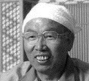 横田栄一氏