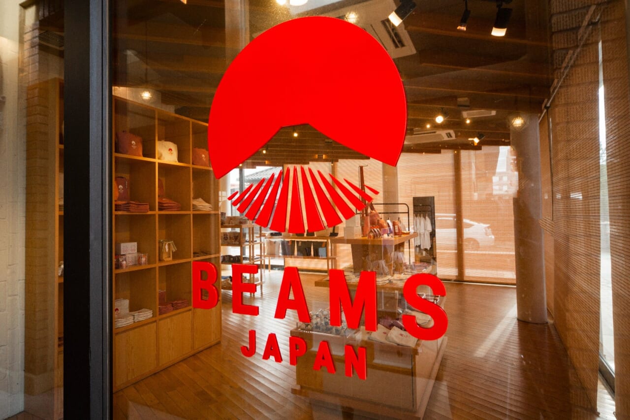 「BEAMS JAPAN」ロゴ